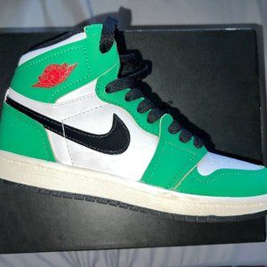 JORDAN 1 RETRO HIGH LUCKY GREEN
